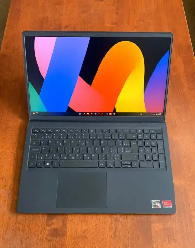 Notebook - Ryzen 7, 32GB RAM, 512GB NVMe, 120Hz