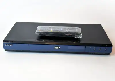 CD / DVD / Blu-ray přehrávač Sony BDP-S350