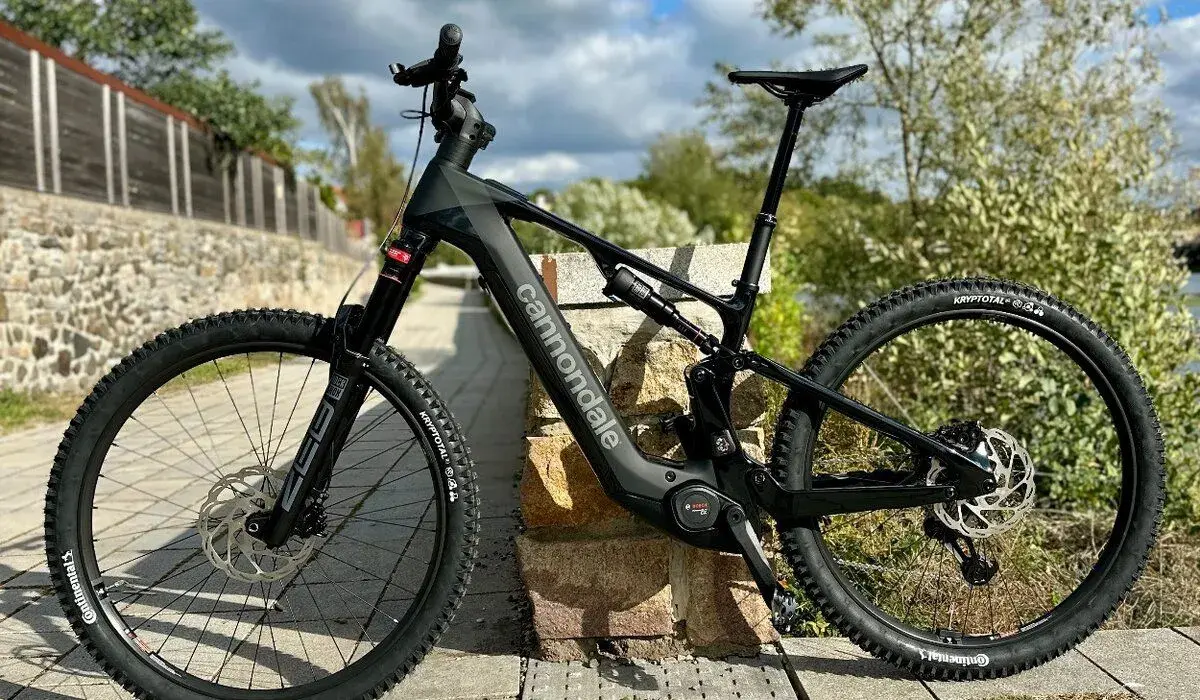 Cannondale Moterra 2 Di2 4km