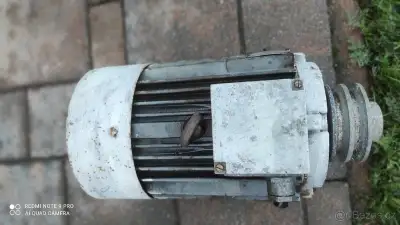 Elektromotor patkový