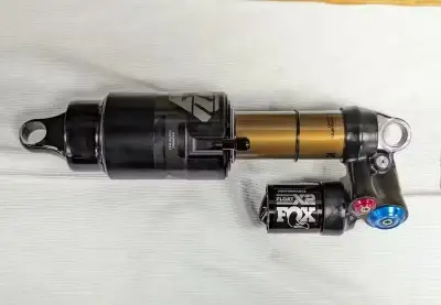 Fox Float X2 230x65 mm, vzduchový tlumič po repasi