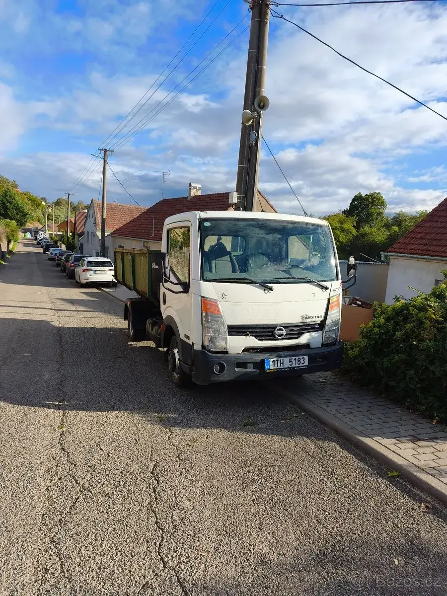Nissan Cabstar – 2012, 180 000 km