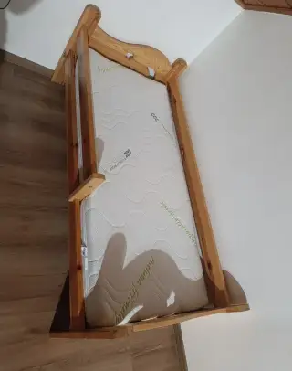 Dětská postel s matrací 160x70