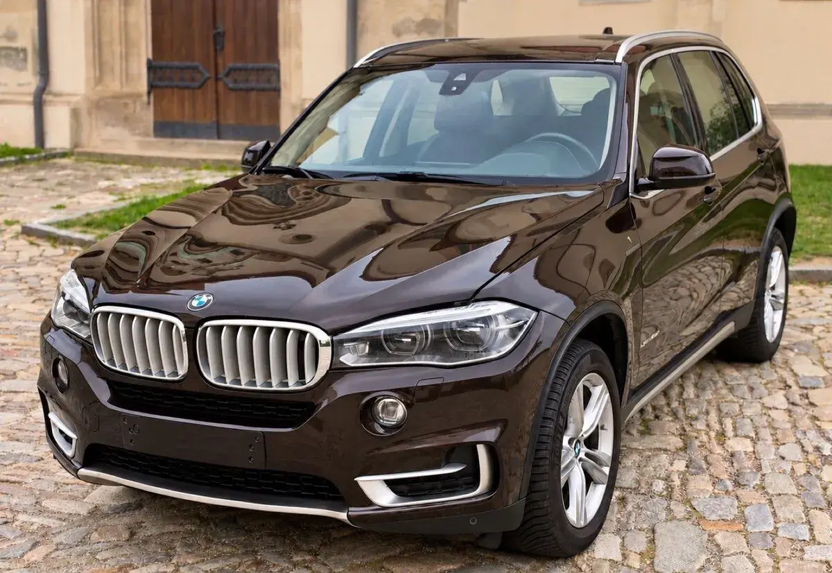 BMW X5 – 2017, 308 000 km