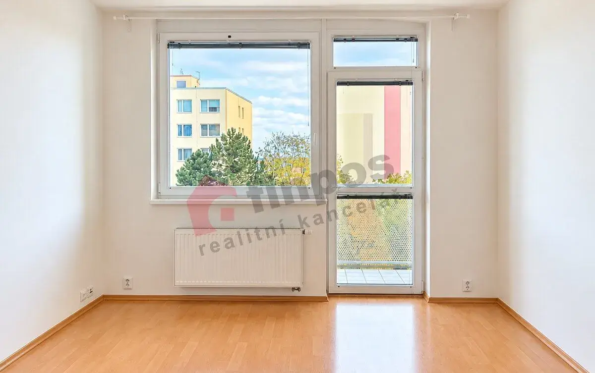 Pronájem bytu s balkonem 2+kk v Řepích