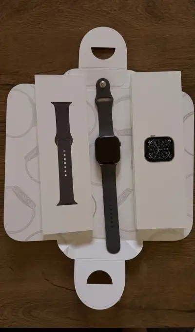 Apple Watch 11-46 titanium case sapphire crystal