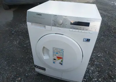 Dig.susicku s tep.cerpadlem zn.ELECTROLUX-8kg-DOVEZU