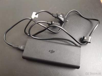 DJI FPV nabíječka
