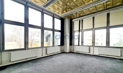 Pronájem komerčního prostoru 91,3 m² Za Mototechnou, Praha -