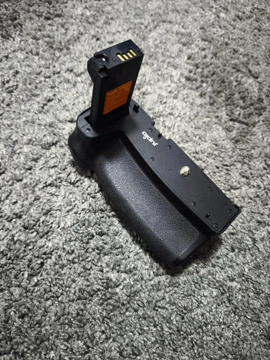 JUPIO JBG-C017 battery grip pro Canon RP/R8