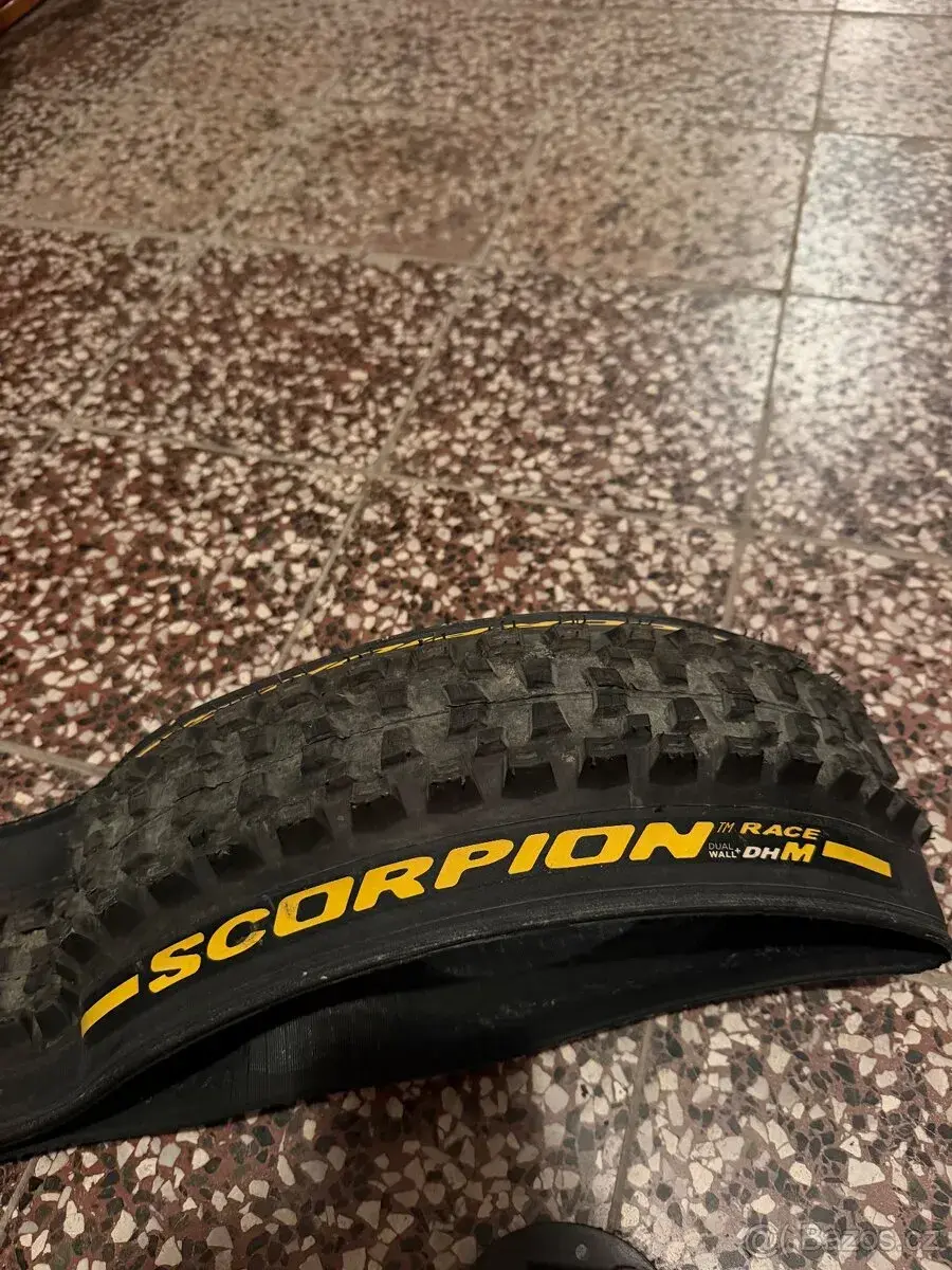 PIRELLI Scorpion TM Race DH M