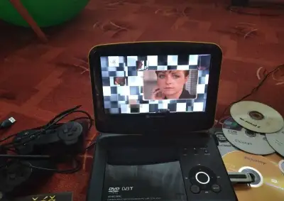 Přenosný DVD přehrávač GoGEN