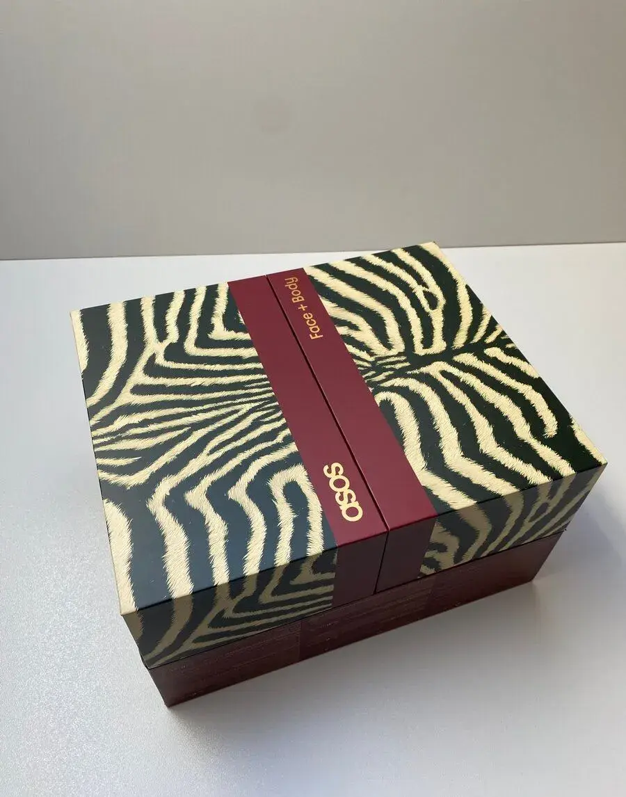 Adventní kalendář Asos Beauty Face + Body