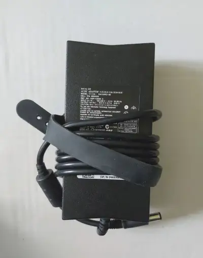 Originalni napájecí adaptér DELL 130 W
