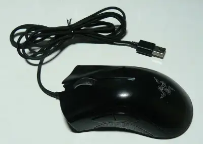 Myš Razer Deathadder Essential + podložka Yenkee