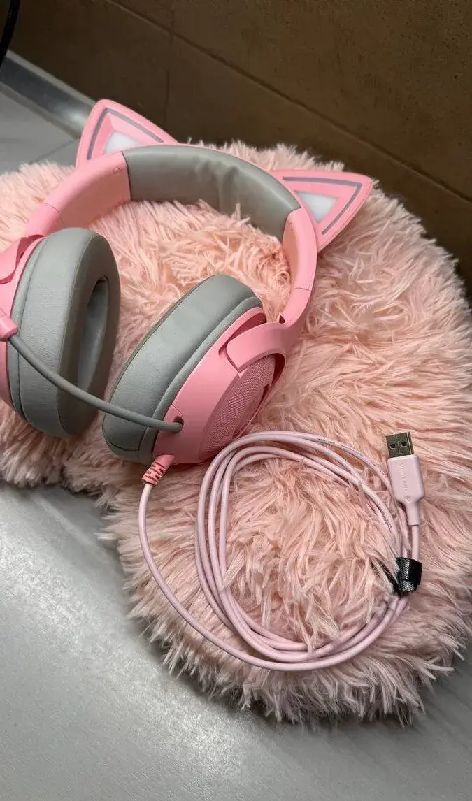 Herní sluchátka Razer Kraken Kitty V2