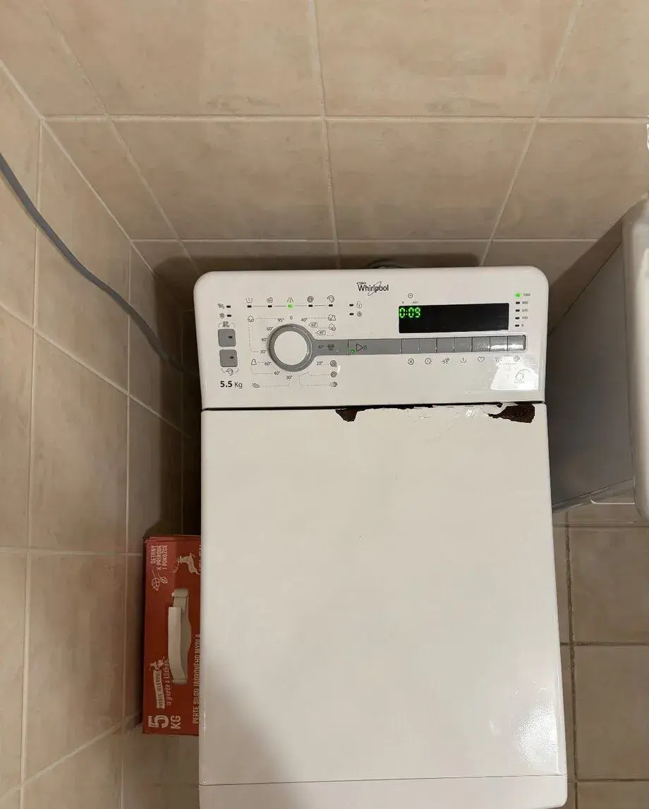 Pračka s vrchním plněním Whirlpool