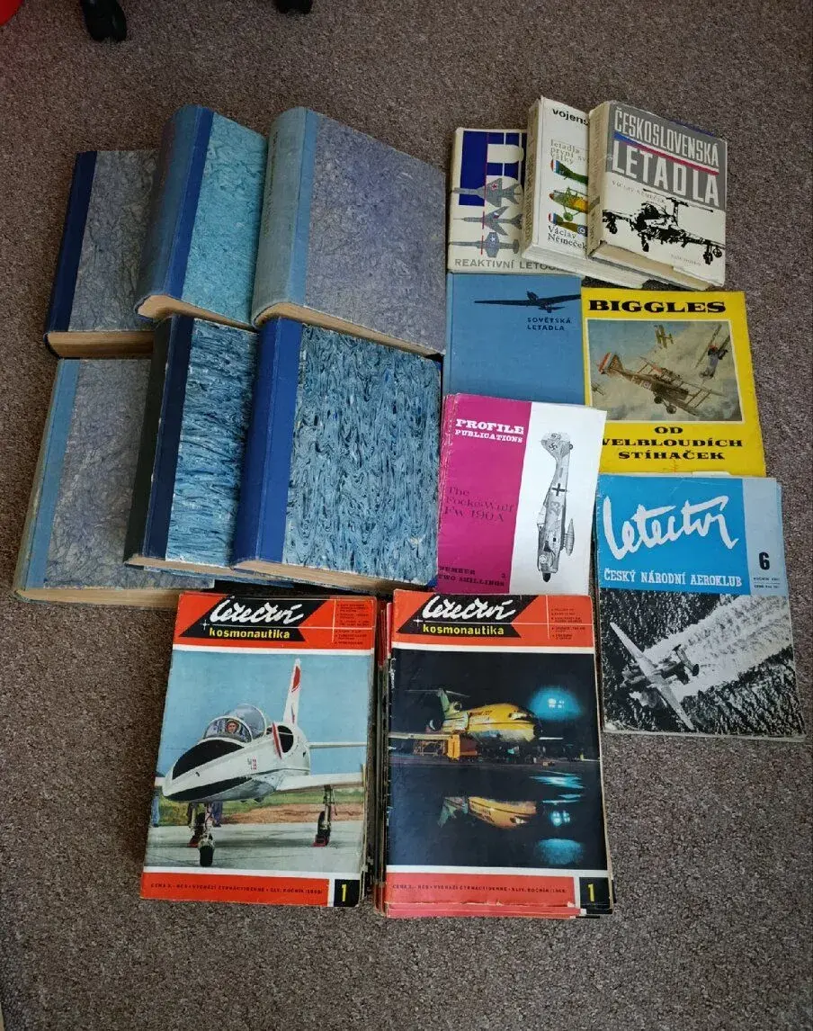 Sbírka letecké literatury