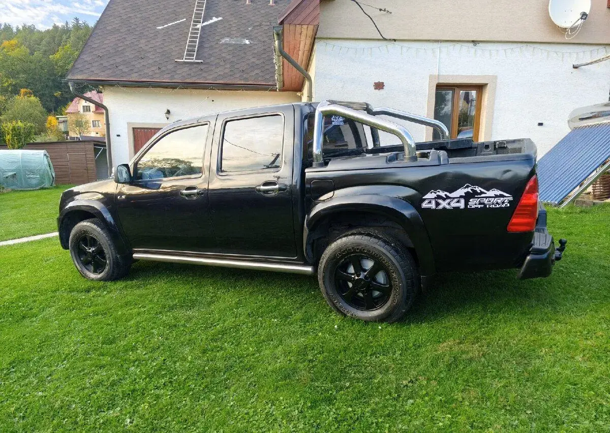 Isuzu D-max – 340 000 km