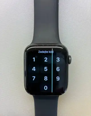 Apple Watch Series 6 44mm, vada displeje
