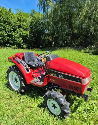Mitsubishi MT165 4X4