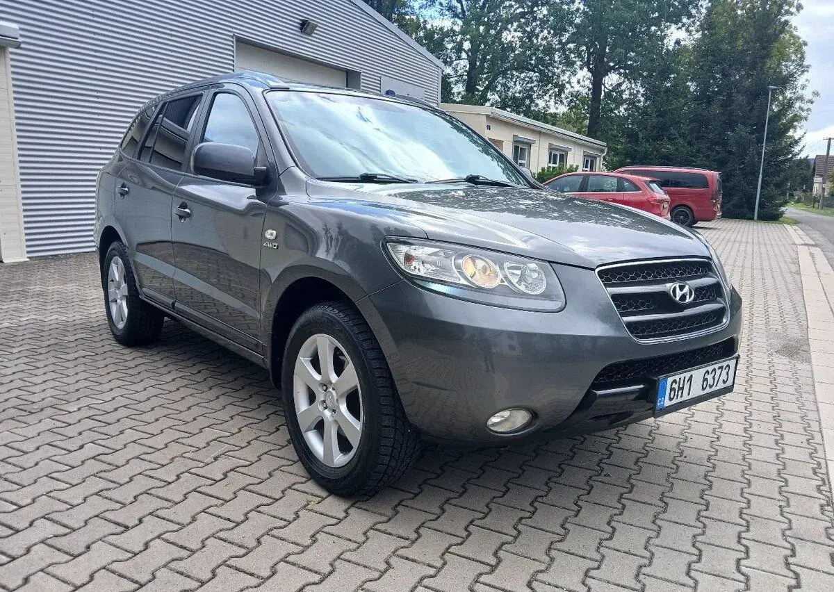 Hyundai SANTA – 2007, 233 640 km