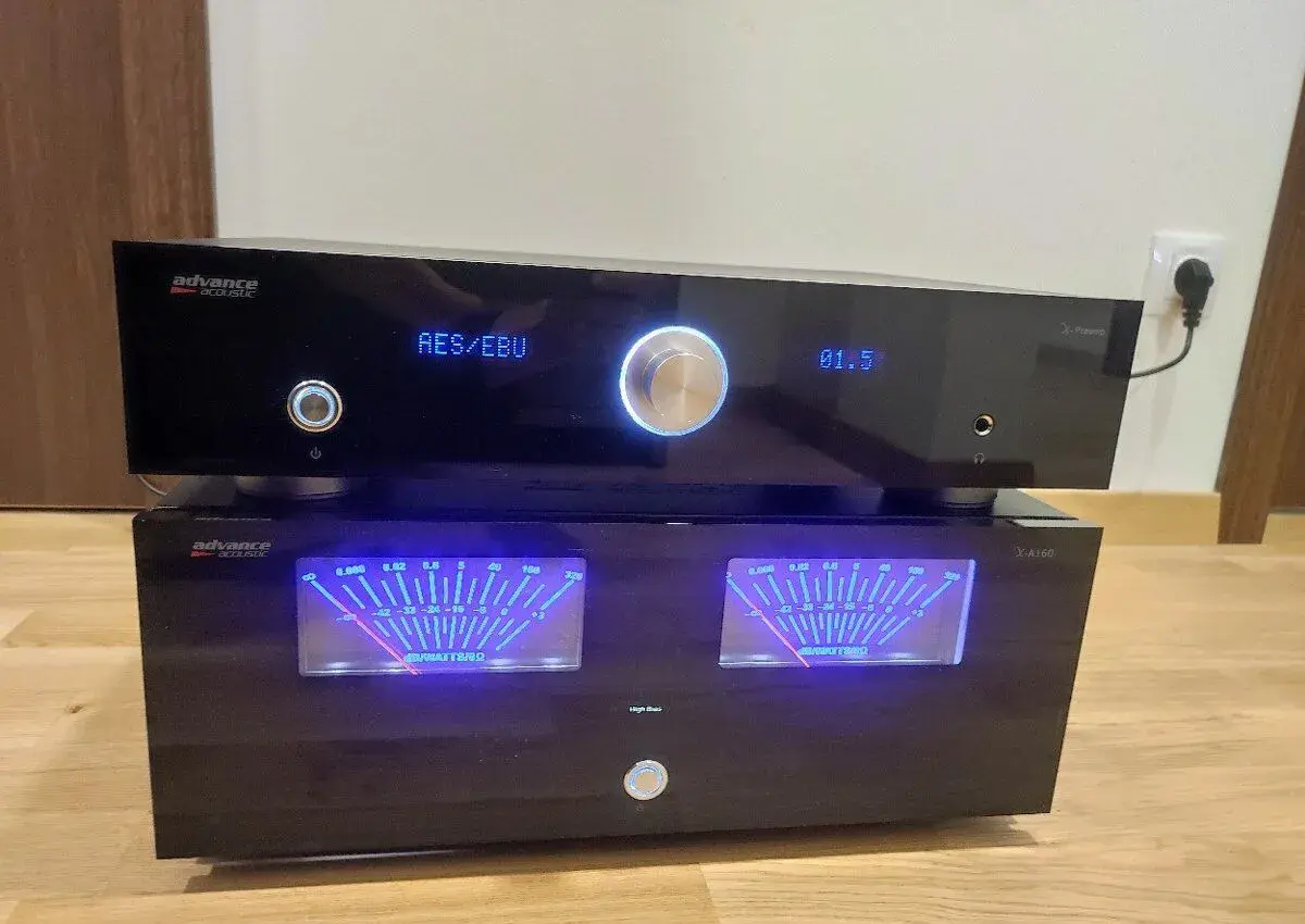 Advance Acoustic x-preamp & x-a160