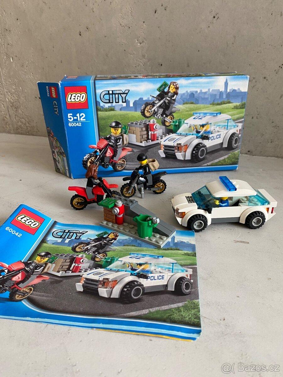 Lego City 60042 - Rychla policejní honicka