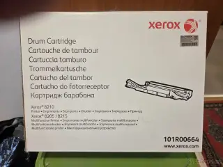 Toner do multifunkce Xerox.