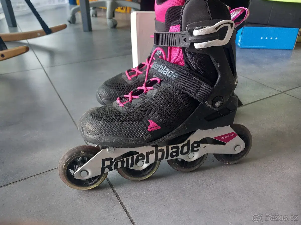 brusle rollerblade 38