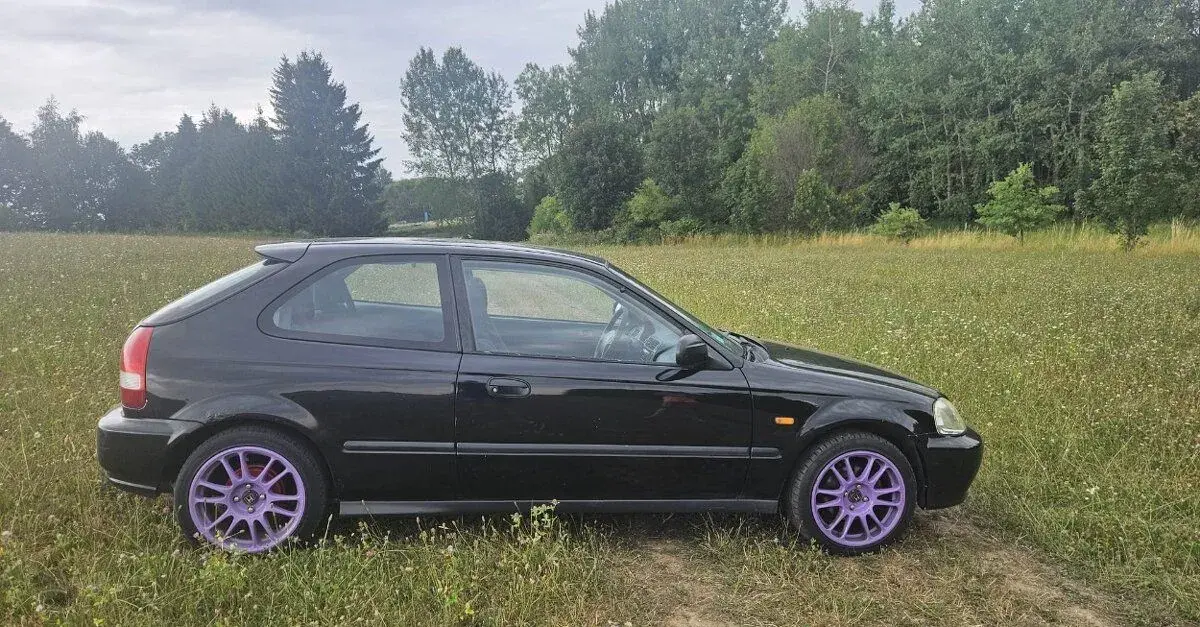Honda CIVIC – 2001, 223 000 km