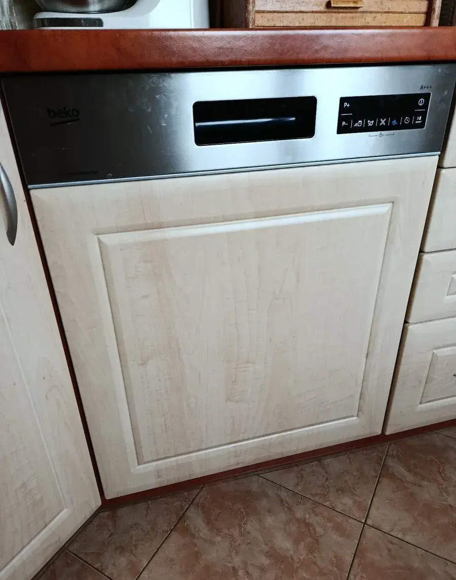 Vestavnou myčku BEKO 60cm