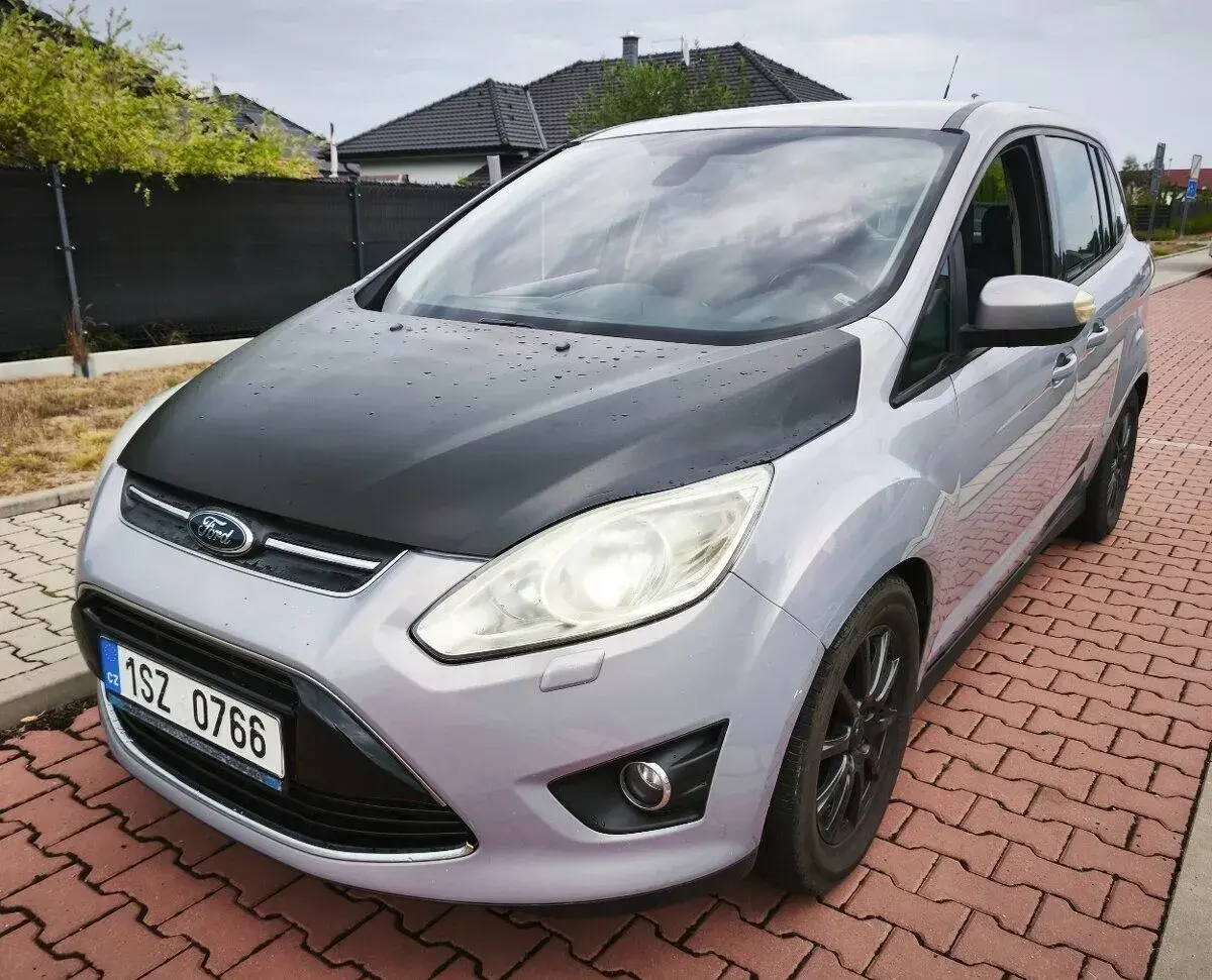 Ford Grand – 2012, 67 000 km