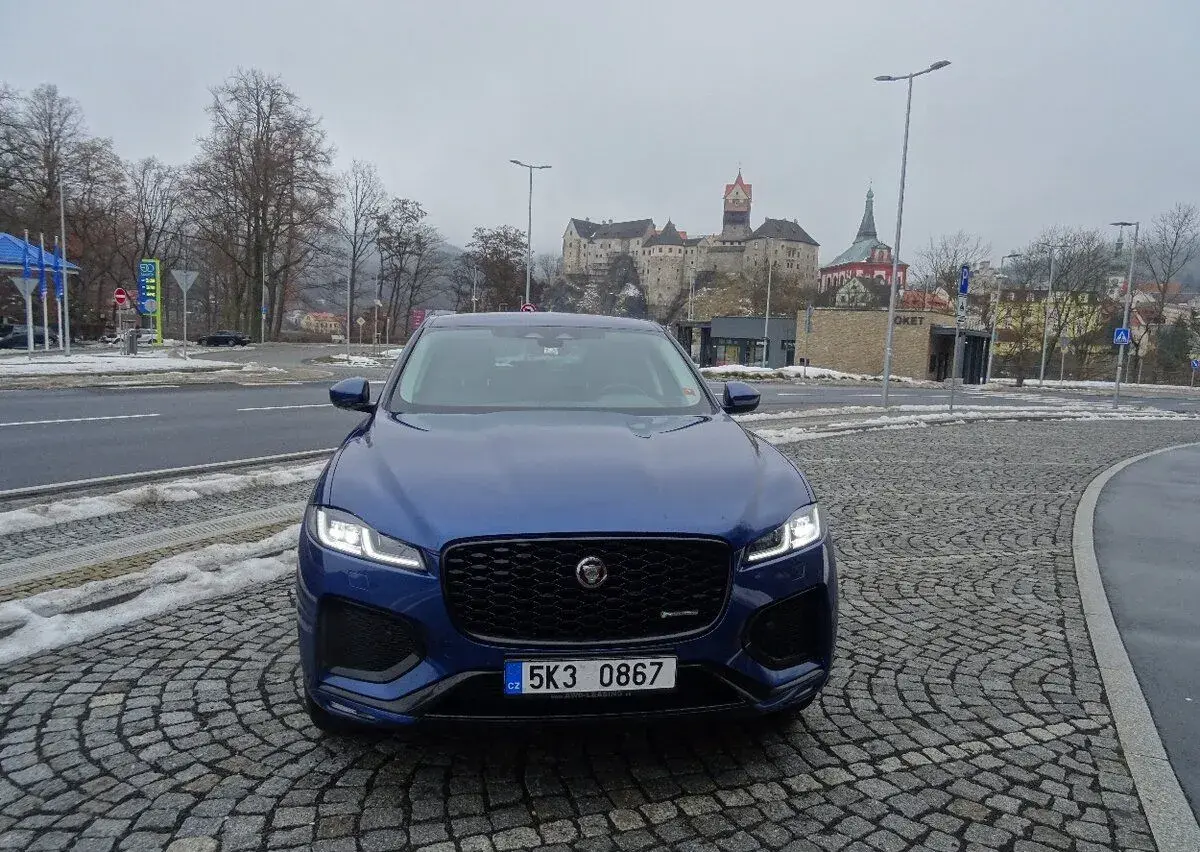 Jaguar F-Pace – 2022, 110 000 km