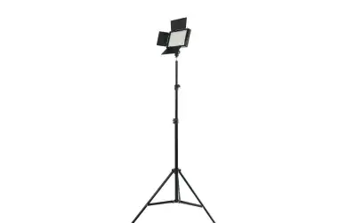 LED RGB světlo LED600 – Výkonné 40W + stativ