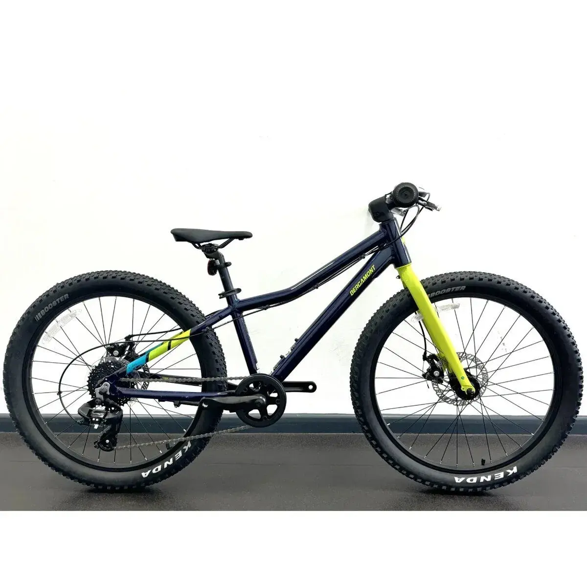Bergamont revox 24 lite blue ,dětské kolo