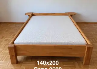 Postele s matracemi cena za 1 postel 2500
