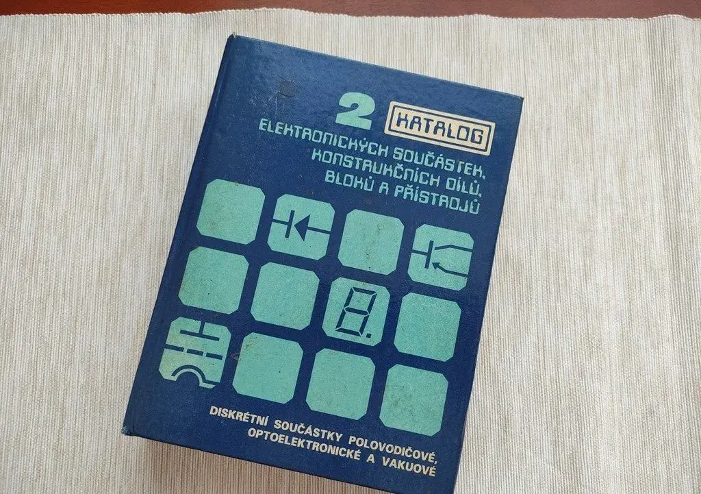 Knihy elektrotechnika, měření a katalogy součástek