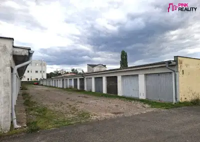 Prodej garáže Hradec Králové Pouchov
