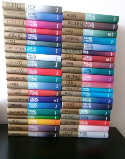 Danielle Steel- sbírka 40 knih.