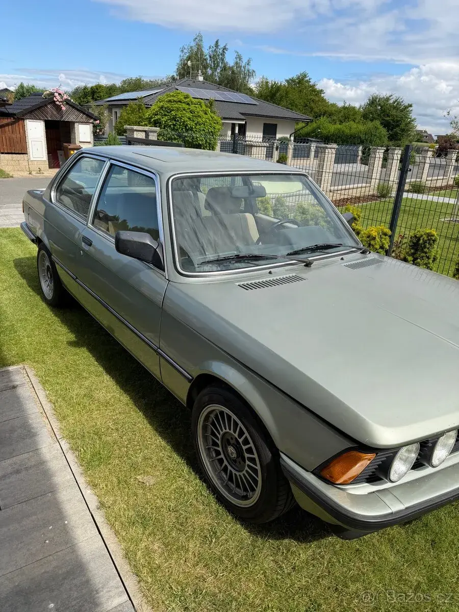 BMW e21 – 1982