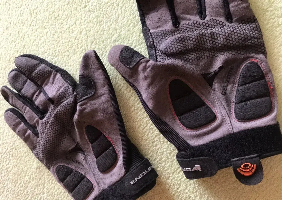 Cyklistické rukavice ENDURA E0011 Full Monty Glove (vel. XL)