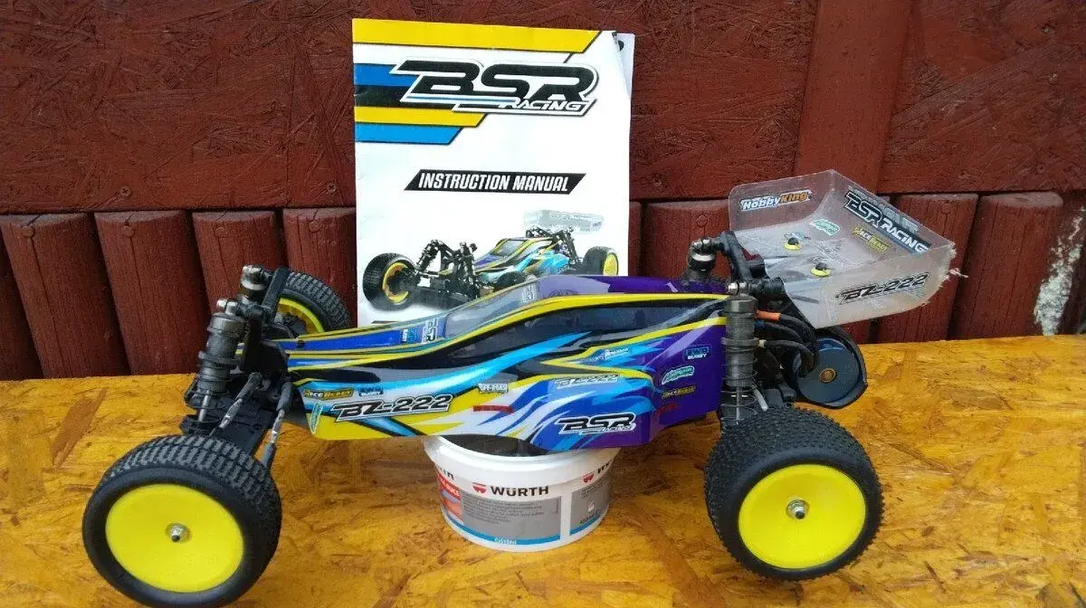 Závodní RC bugina Basher BSR BZ-222 1/10 2WD