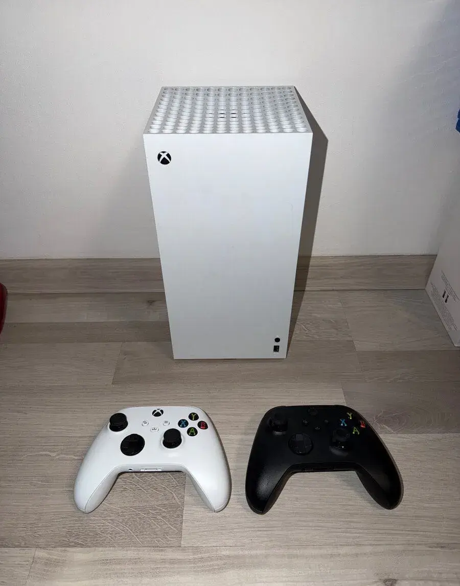 Xbox series X white edition 1TB