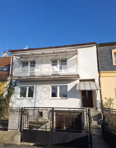 Dům před rekonstrukcí Praha