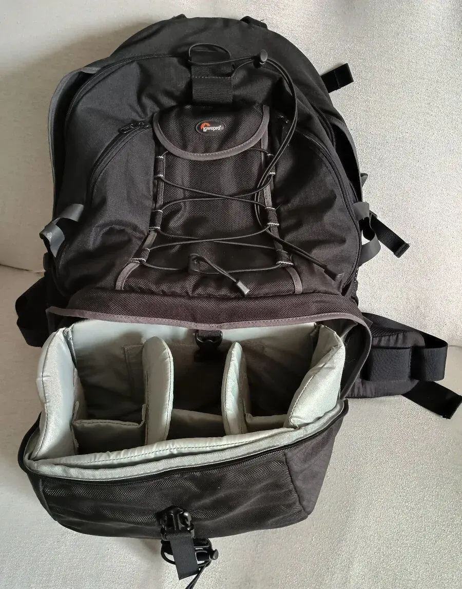 Fotobatoh LowePro CompuRover AW