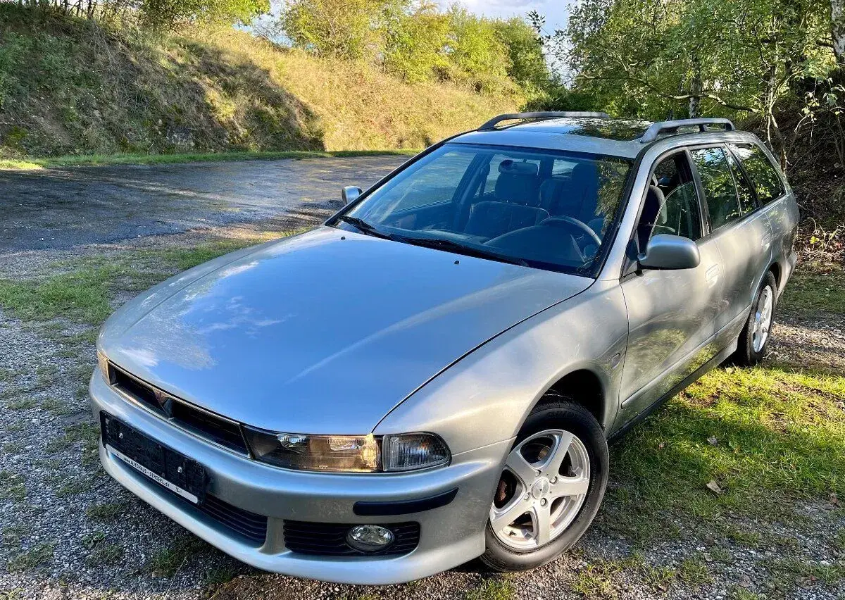 Mitsubishi Galant – 293 759 km
