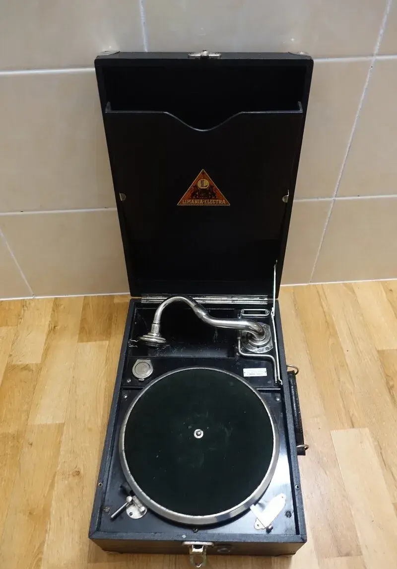 Starožitný kufříkový gramofon Limania-Electra (Funkční)