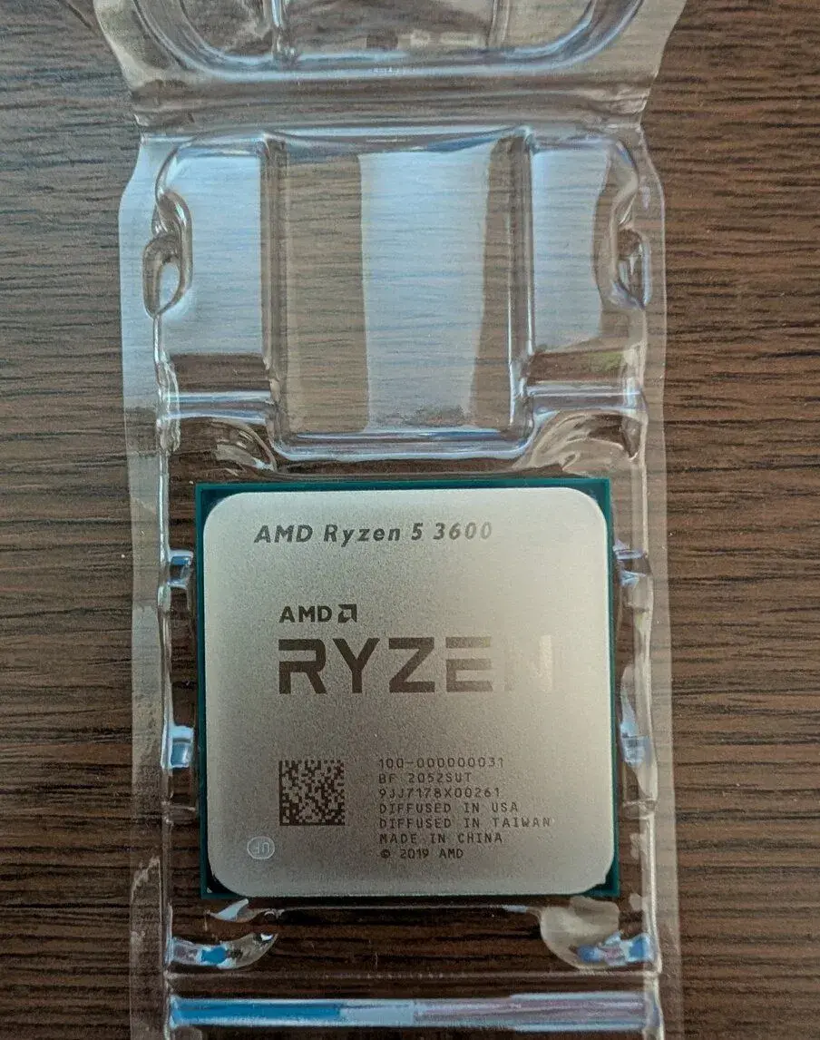 AMD Ryzen 5 3600 + originál chladič