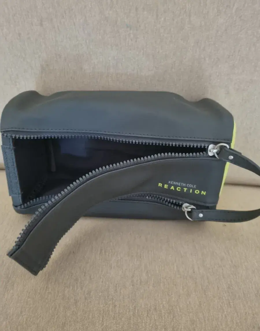 Toaletni taska Kenneth Cole "Reaction", nova